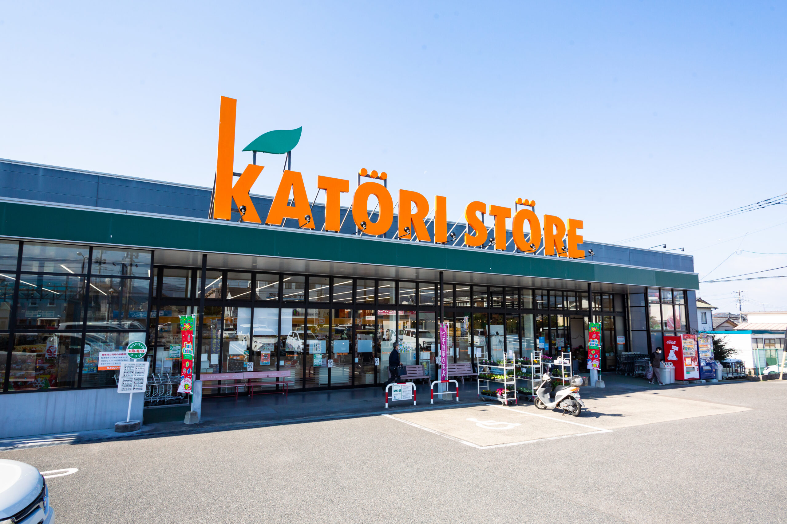 大村のブランド卵「小玉さんちの紅たまご」を活用した自家製プリンの